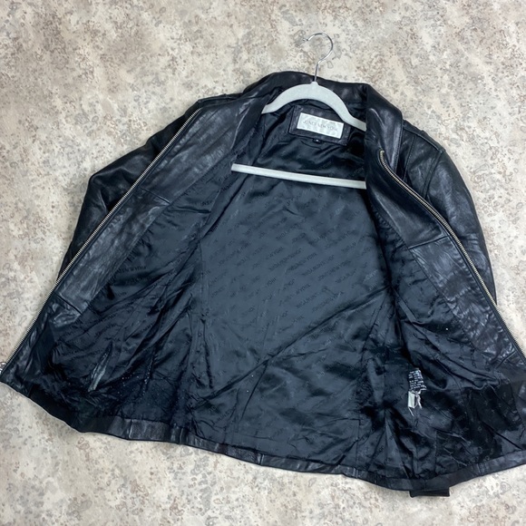 Vintage Jones New York Leather Jacket - Picture 6 of 9